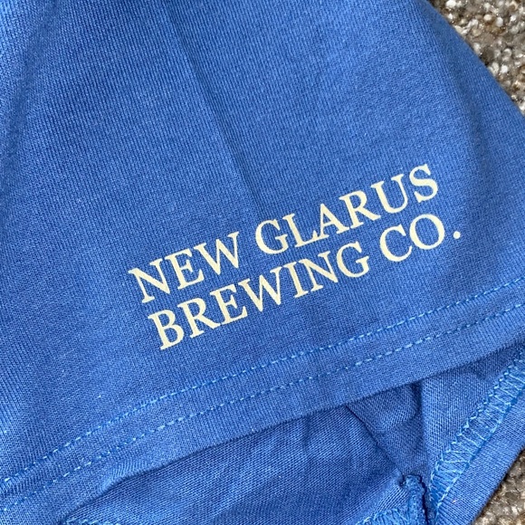 🖤 💛Blue Short-Sleeve Graphic Tee - "Real Women Don't Drink Light Beer" - Picture 3 of 3